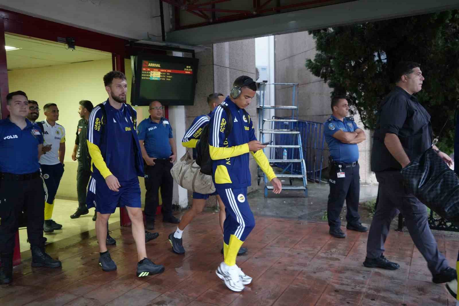 Fenerbahçe kafilesi Samsun’a geldi