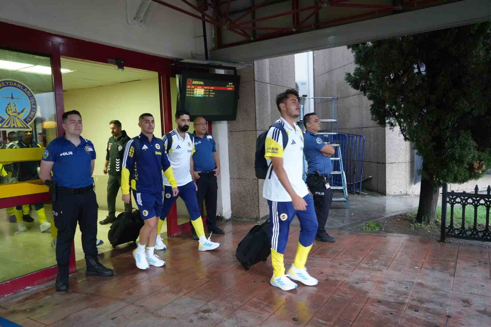 Fenerbahçe kafilesi Samsun’a geldi