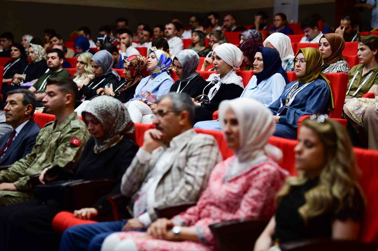 "I. Uluslararası Pediatrik Aciller Kongresi" Malatya’da başladı