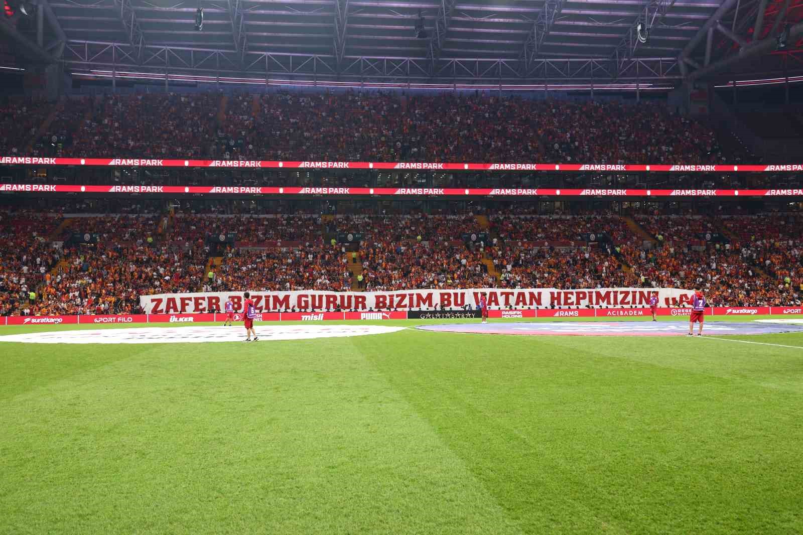 Okan Buruk’tan Göztepe maçında 11’de tek değişiklik