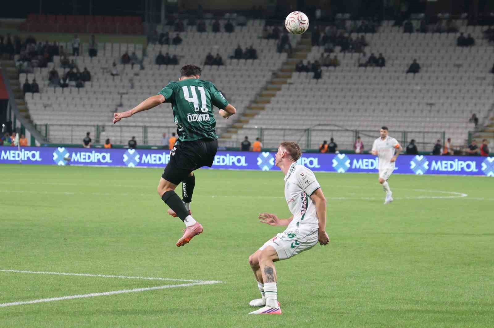 Trendyol Süper Lig: Konyaspor: 1 - Kocaelispor: 2 (Maç sonucu)