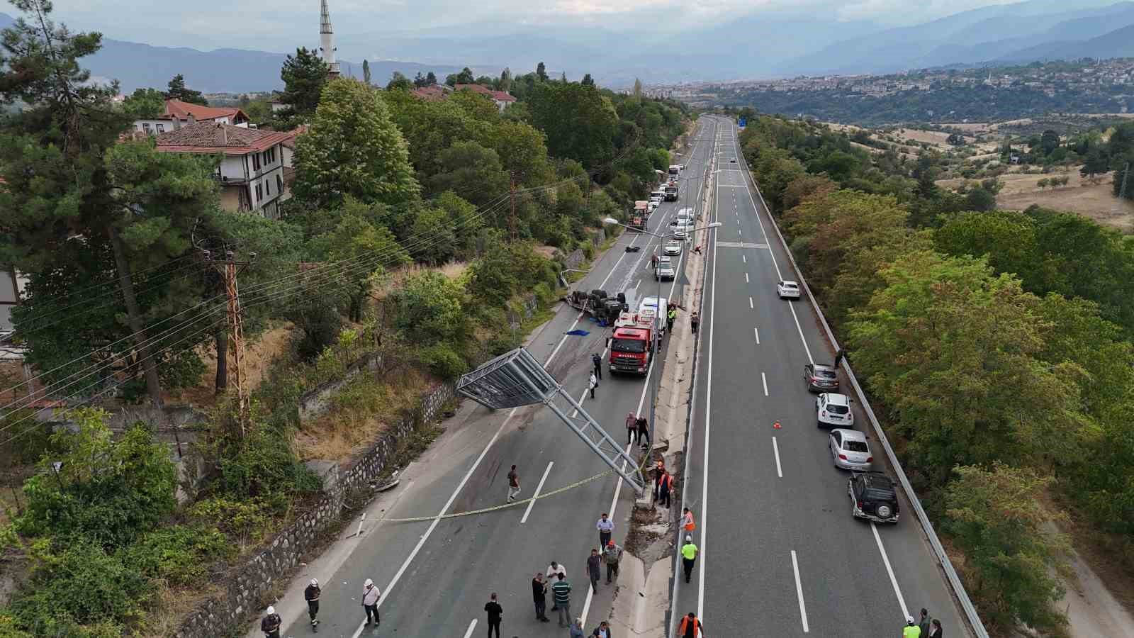 Karabük-Bartın yolunda feci kaza: 2 ölü