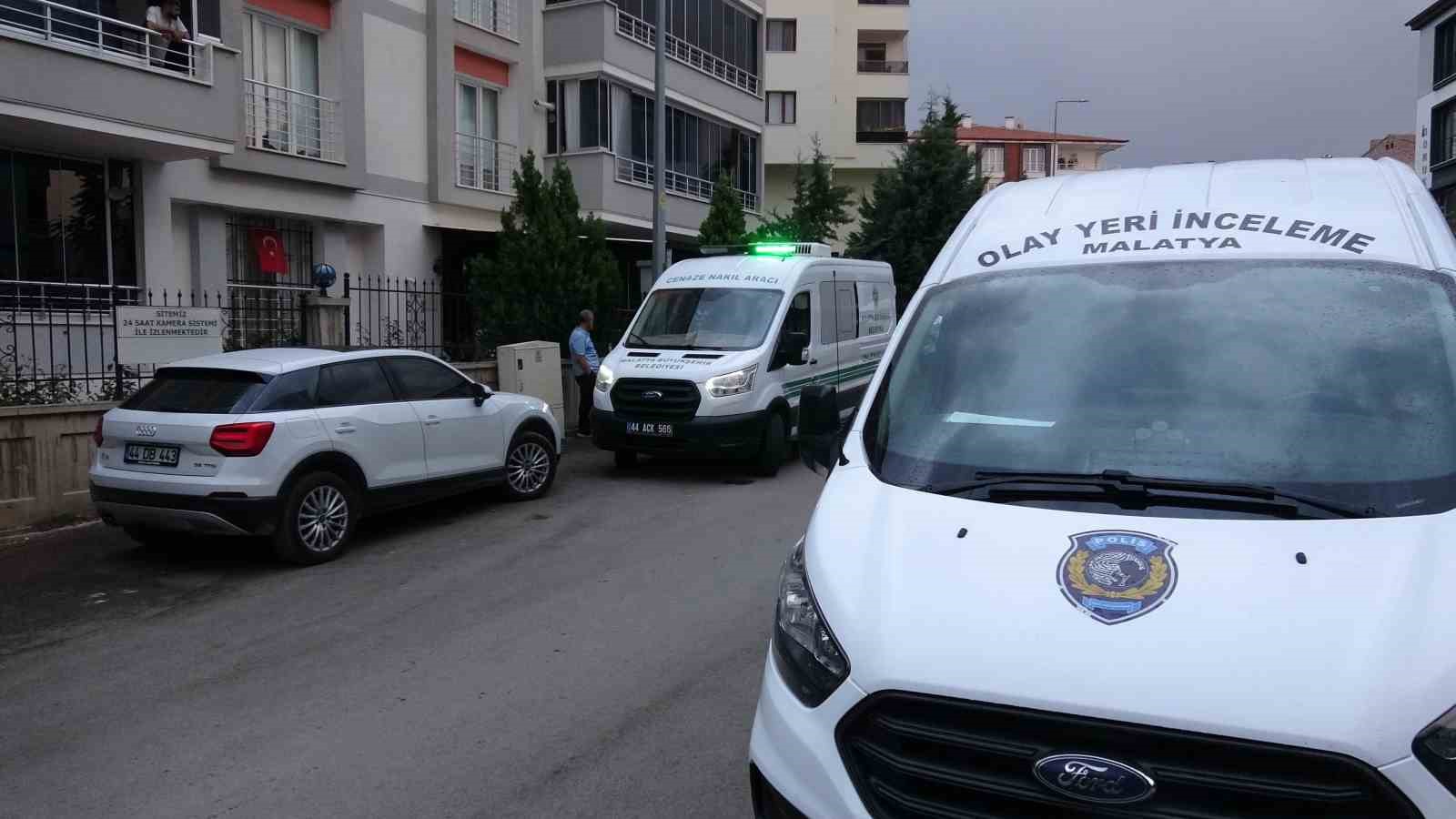 Malatya’da iş adamı evinde ölü bulundu