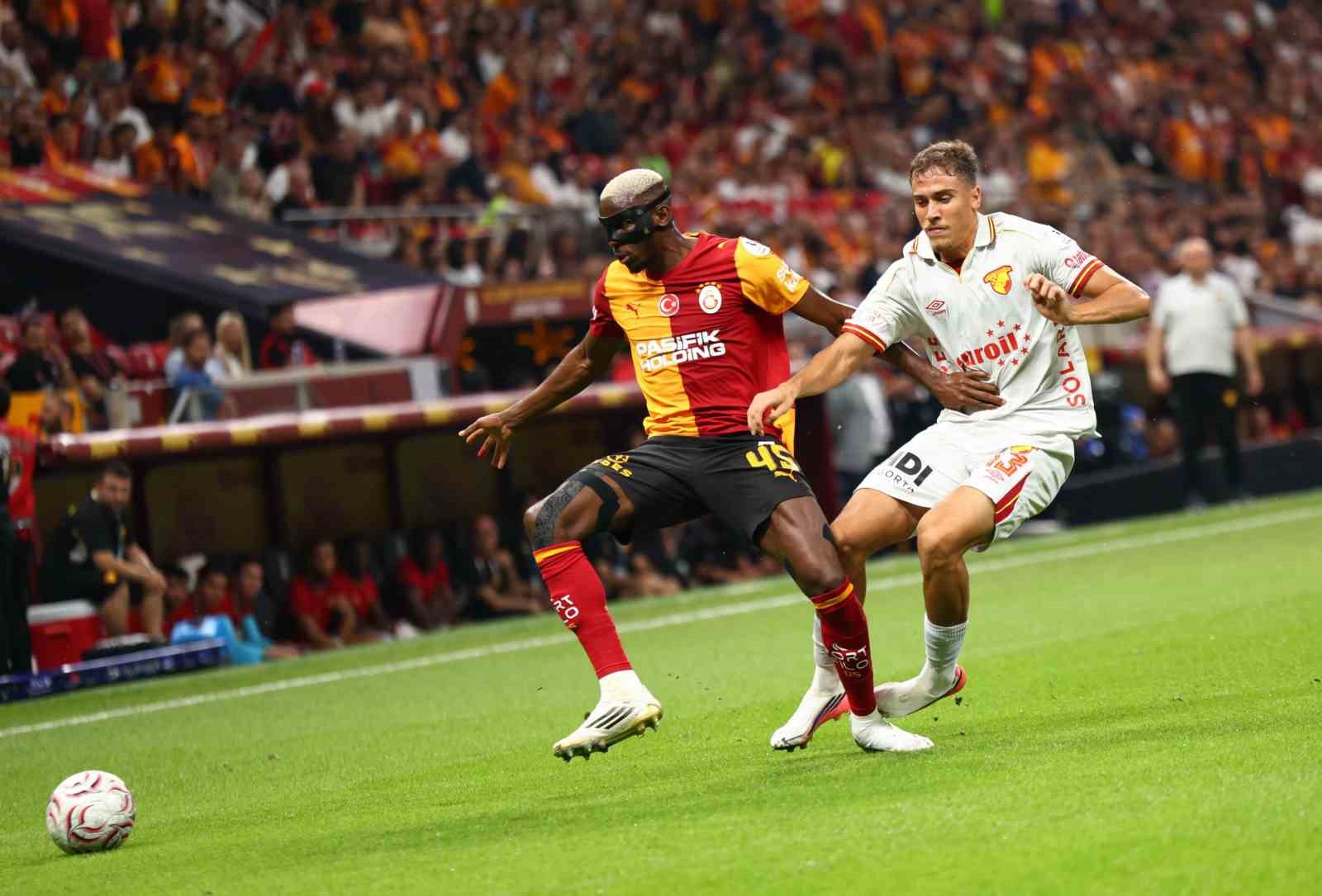 Trendyol Süper Lig: Galatasaray: 1 - Göztepe: 1 (İlk yarı)