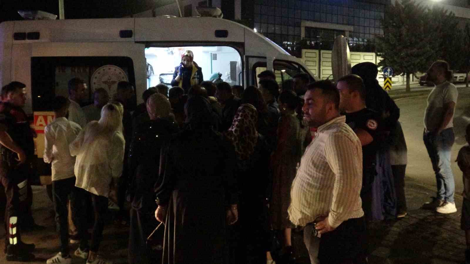 Malatya’da halayda "elini tuttun" kavgası: 3 yaralı