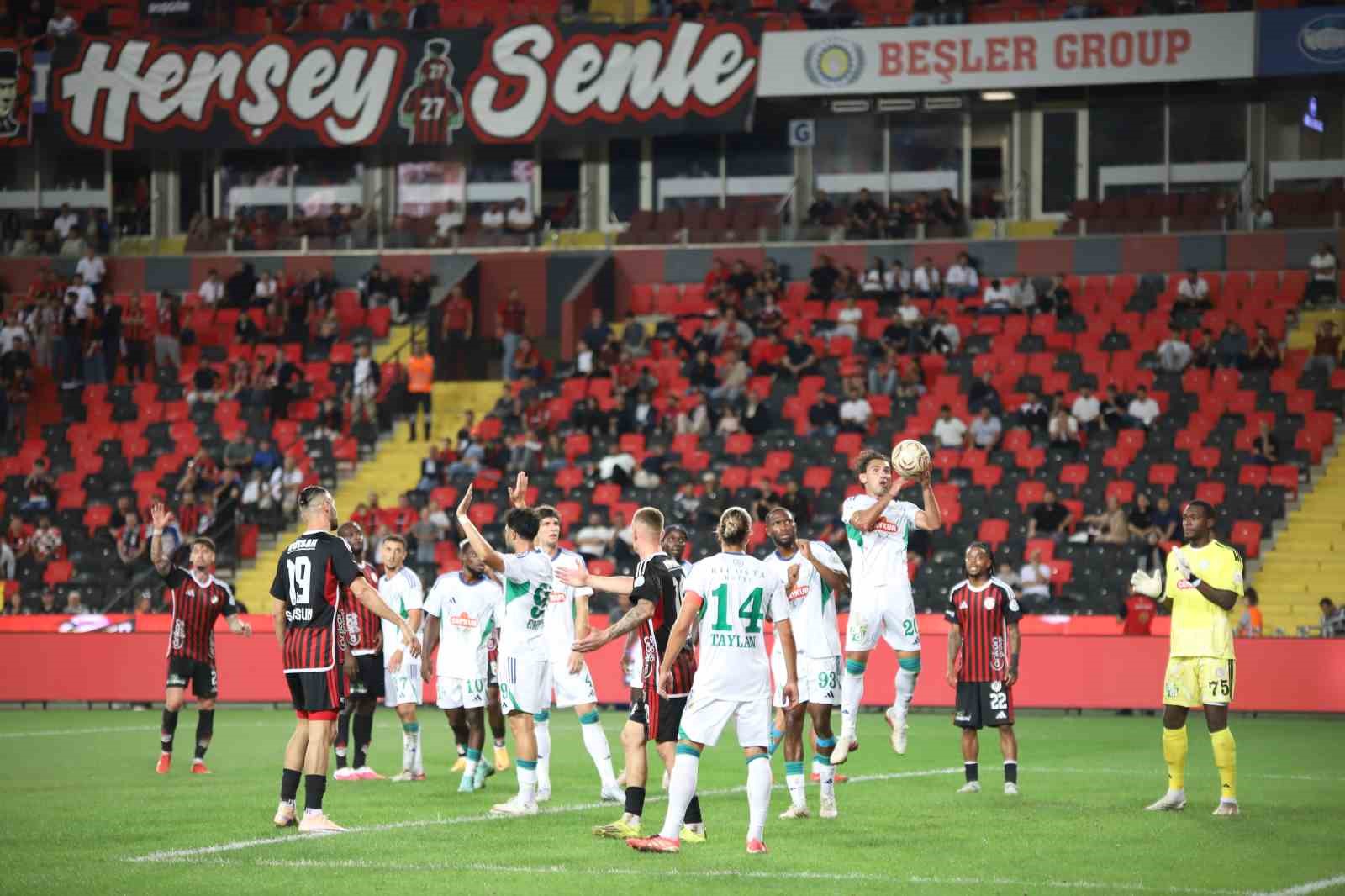 Trendyol Süper Lig: Gaziantep FK: 1 - Çaykur Rizespor: 2 (Maç sonucu)