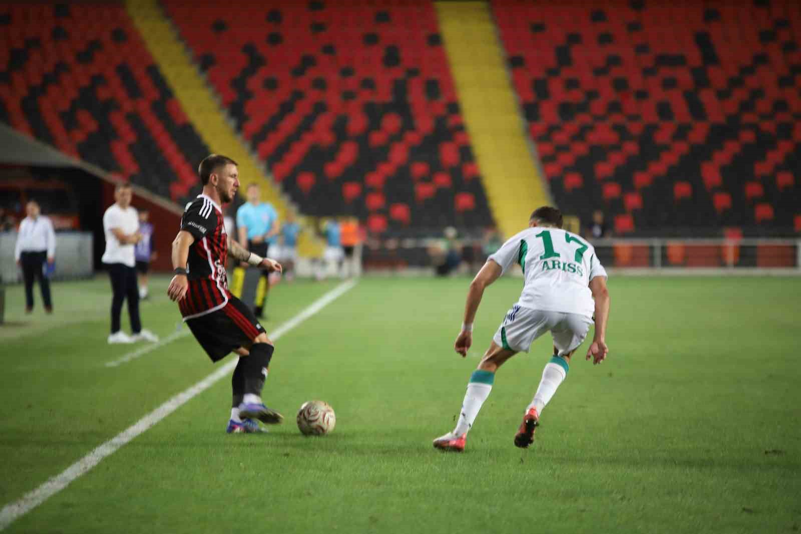 Trendyol Süper Lig: Gaziantep FK: 1 - Çaykur Rizespor: 2 (Maç sonucu)