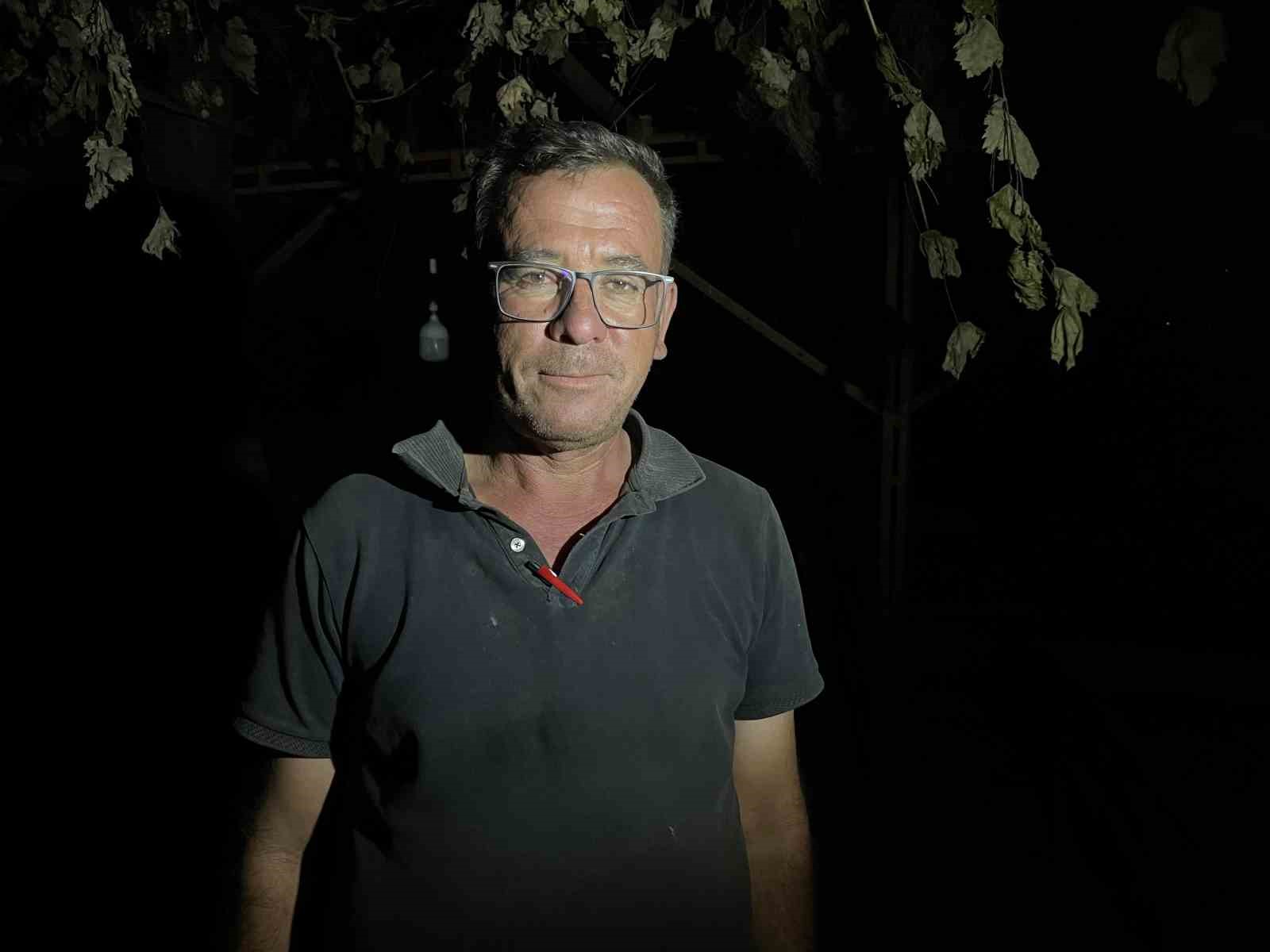 Yangında yemleri, iki ahırı yandı ve ineği telef oldu: "Alevler saniyeler içinde geldi"