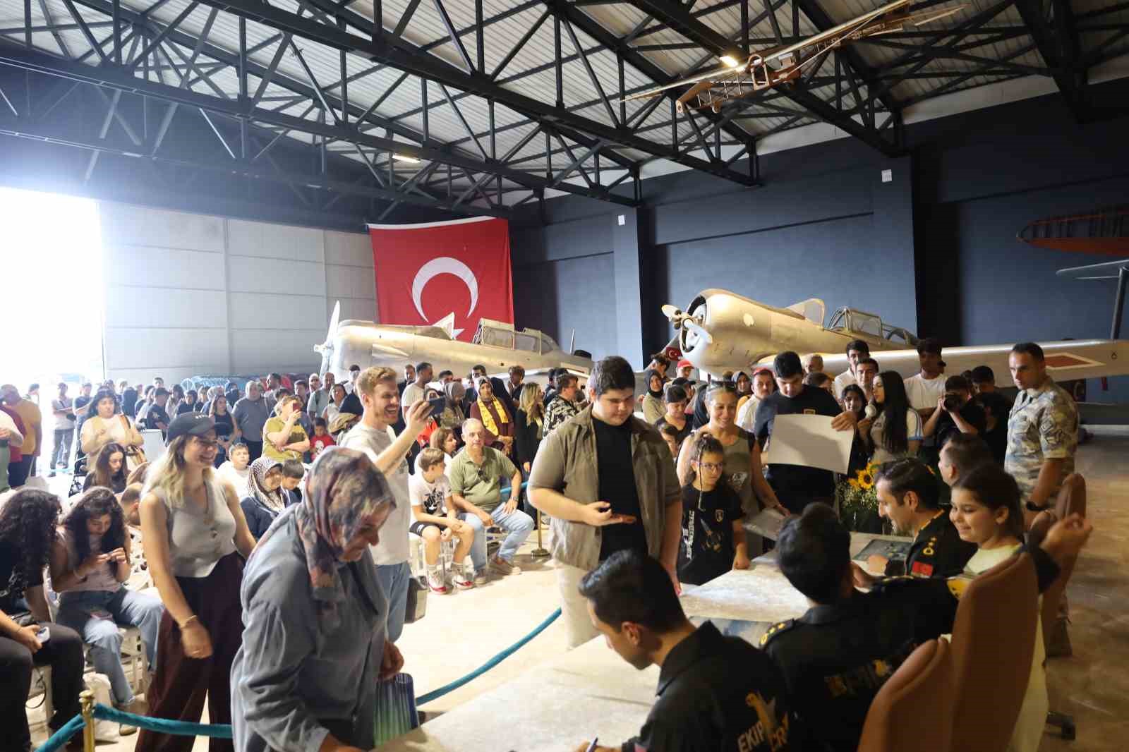 İstanbul Hava Müzesi’nde SOLOTÜRK kuyruğu