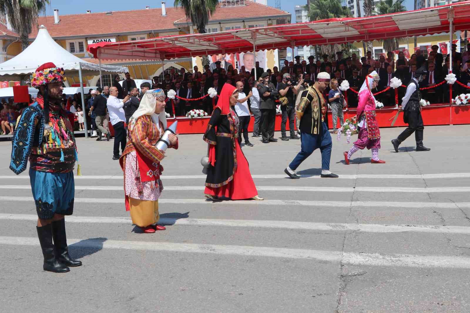 Adana’da 30 Ağustos Zafer Bayramı kutlandı