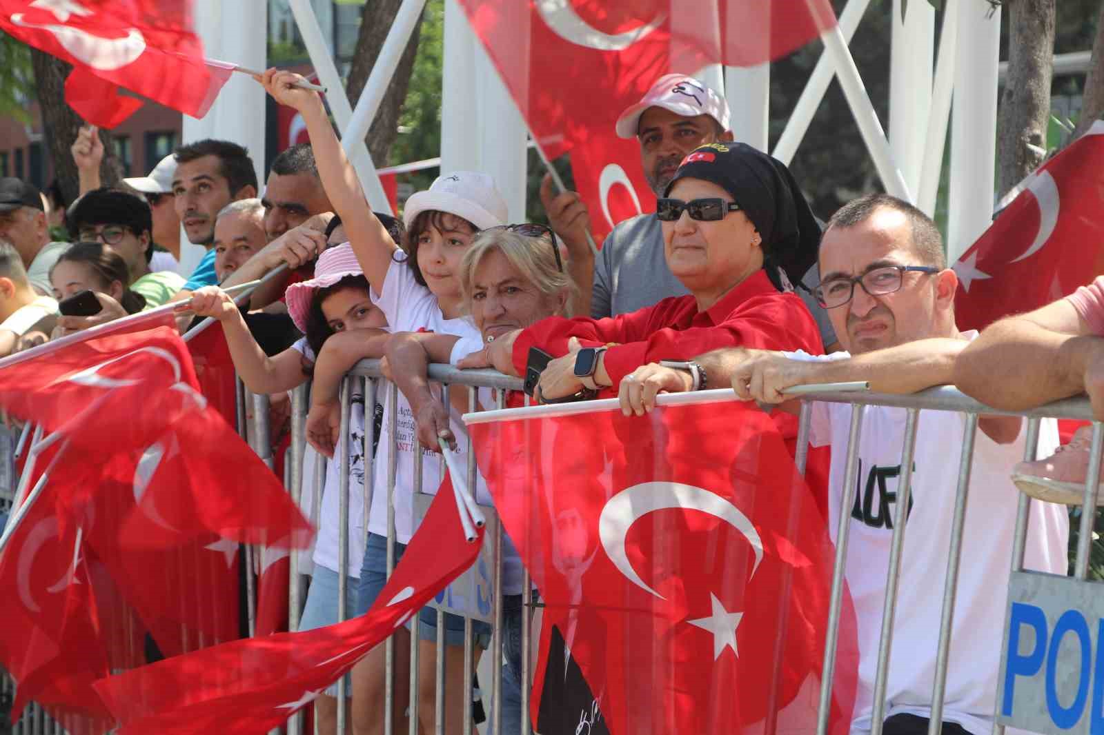 Adana’da 30 Ağustos Zafer Bayramı kutlandı