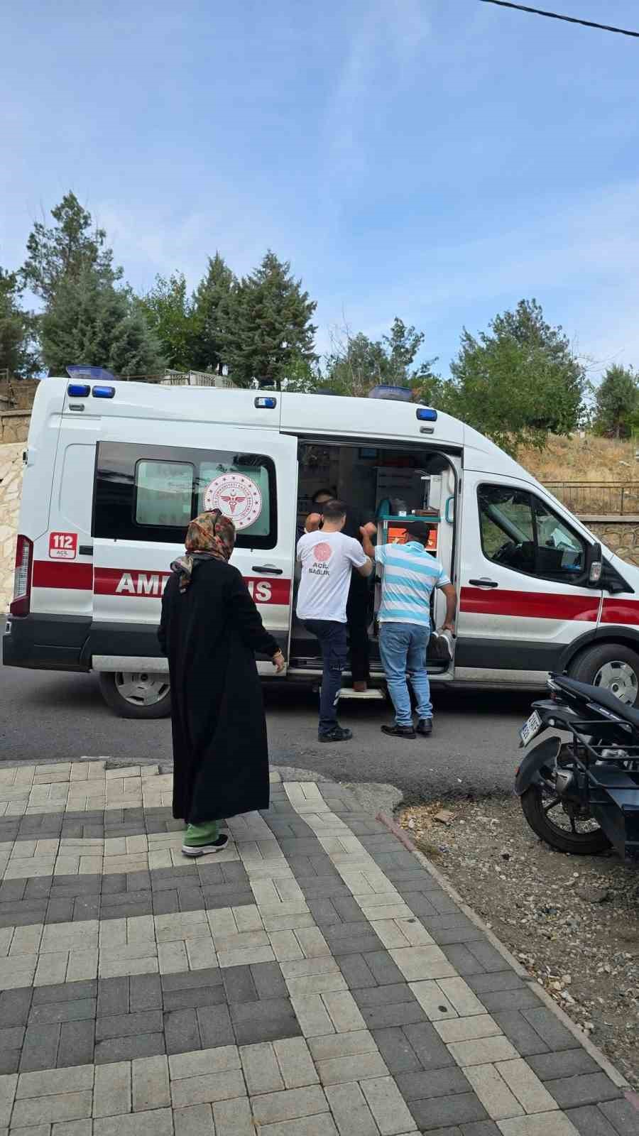 Nargile içerken fenalaşıp baygınlık geçirdi