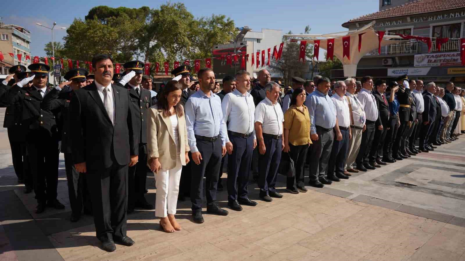 Sındırgı’da 30 Ağustos Zafer Bayramı’nın 104. Yılı Coşkuyla Kutlandı