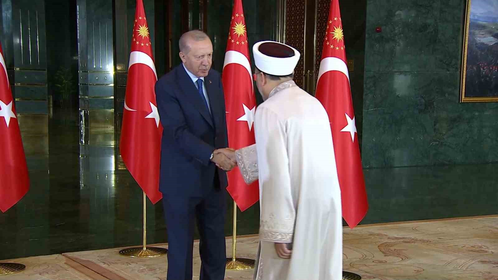 Cumhurbaşkanı Erdoğan, 30 Ağustos Zafer Bayramı tebriklerini kabul etti