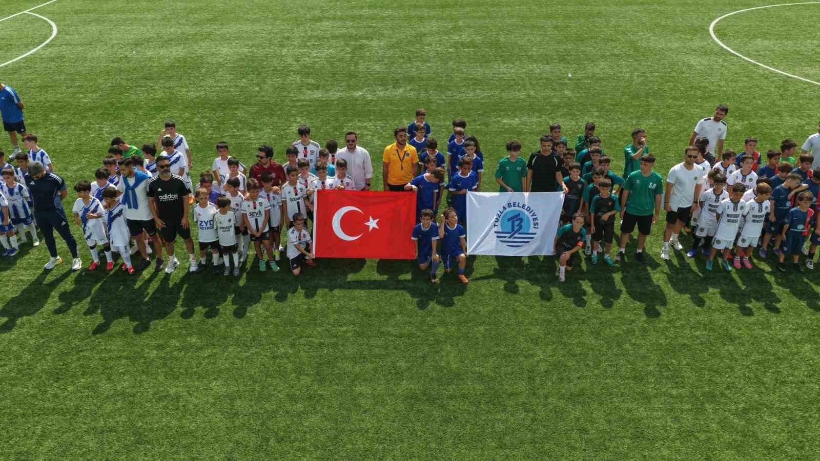 Tuzla’da 30 Ağustos Zafer Kupası sahiplerini buldu