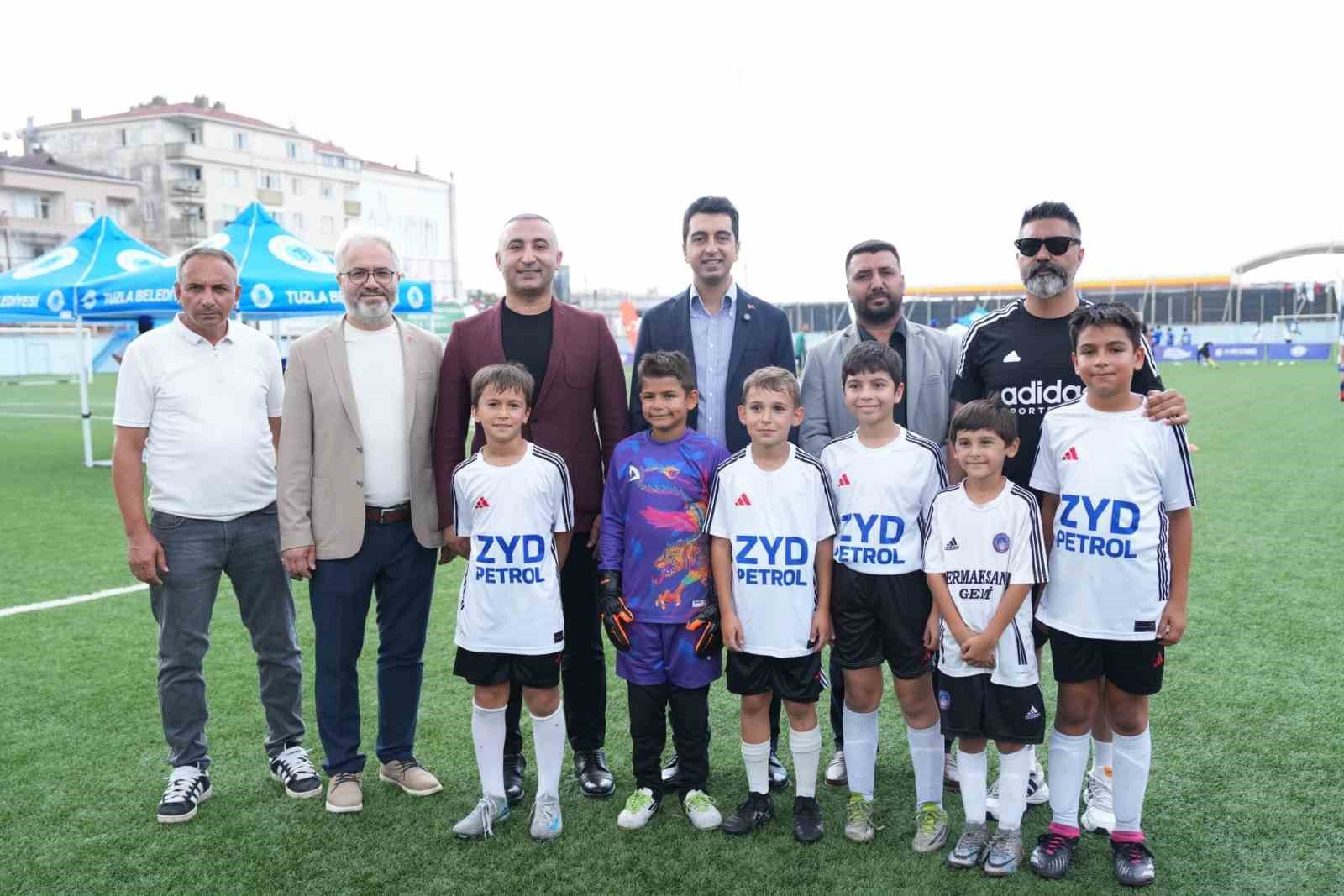Tuzla’da 30 Ağustos Zafer Kupası sahiplerini buldu