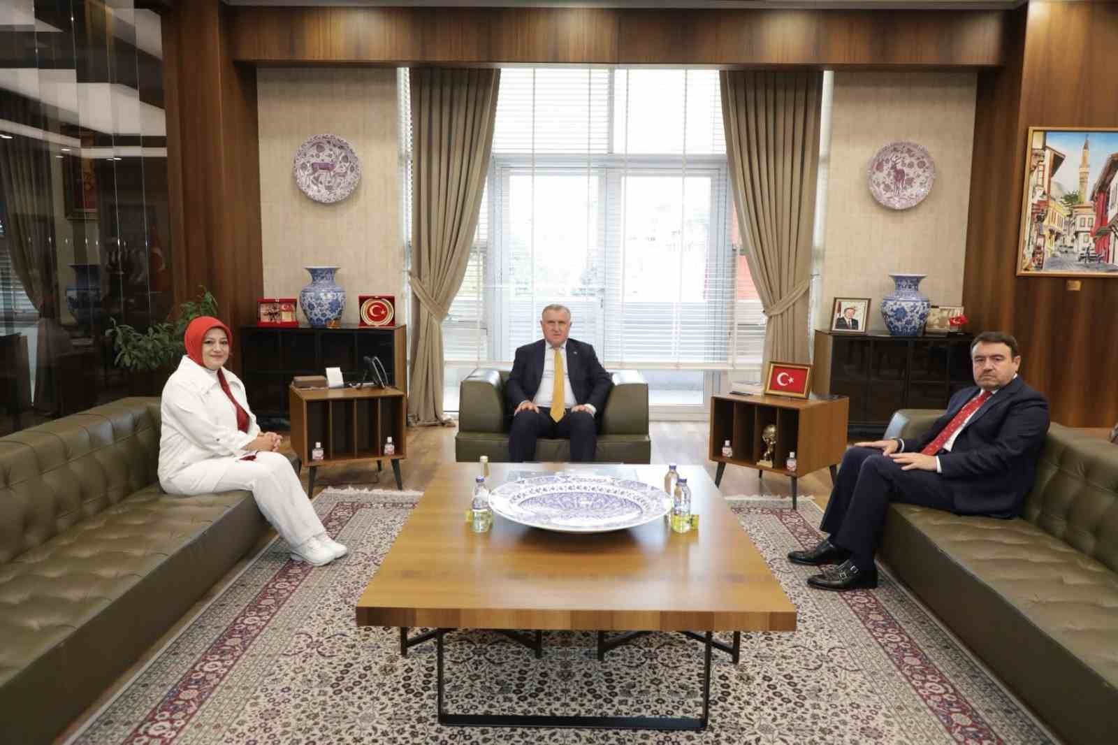 Bakan Bak’tan Vali Musa Işın’a ziyaret