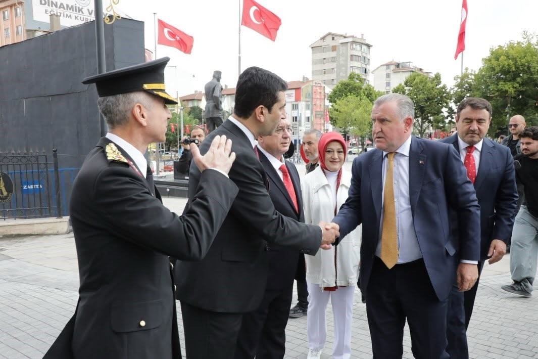 Bakan Bak’tan Vali Musa Işın’a ziyaret
