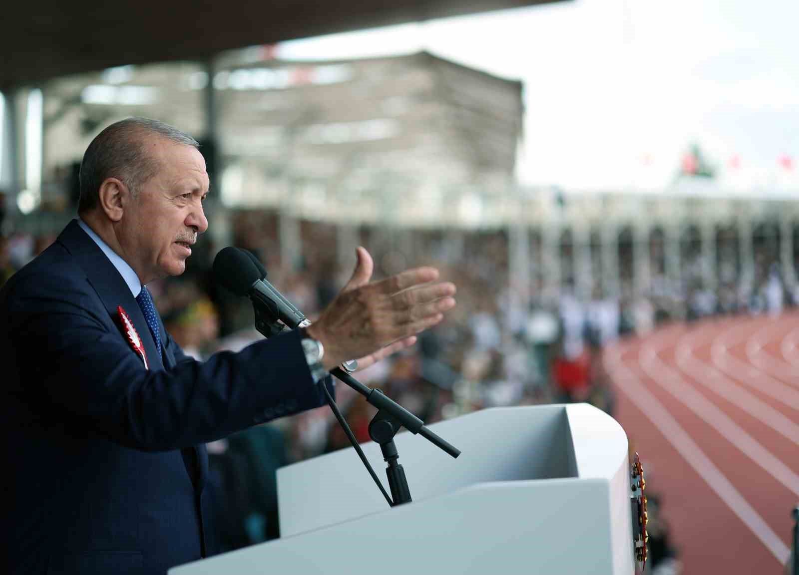 Cumhurbaşkanı Erdoğan: "Ordumuz bugün en güçlü dönemini yaşıyor"