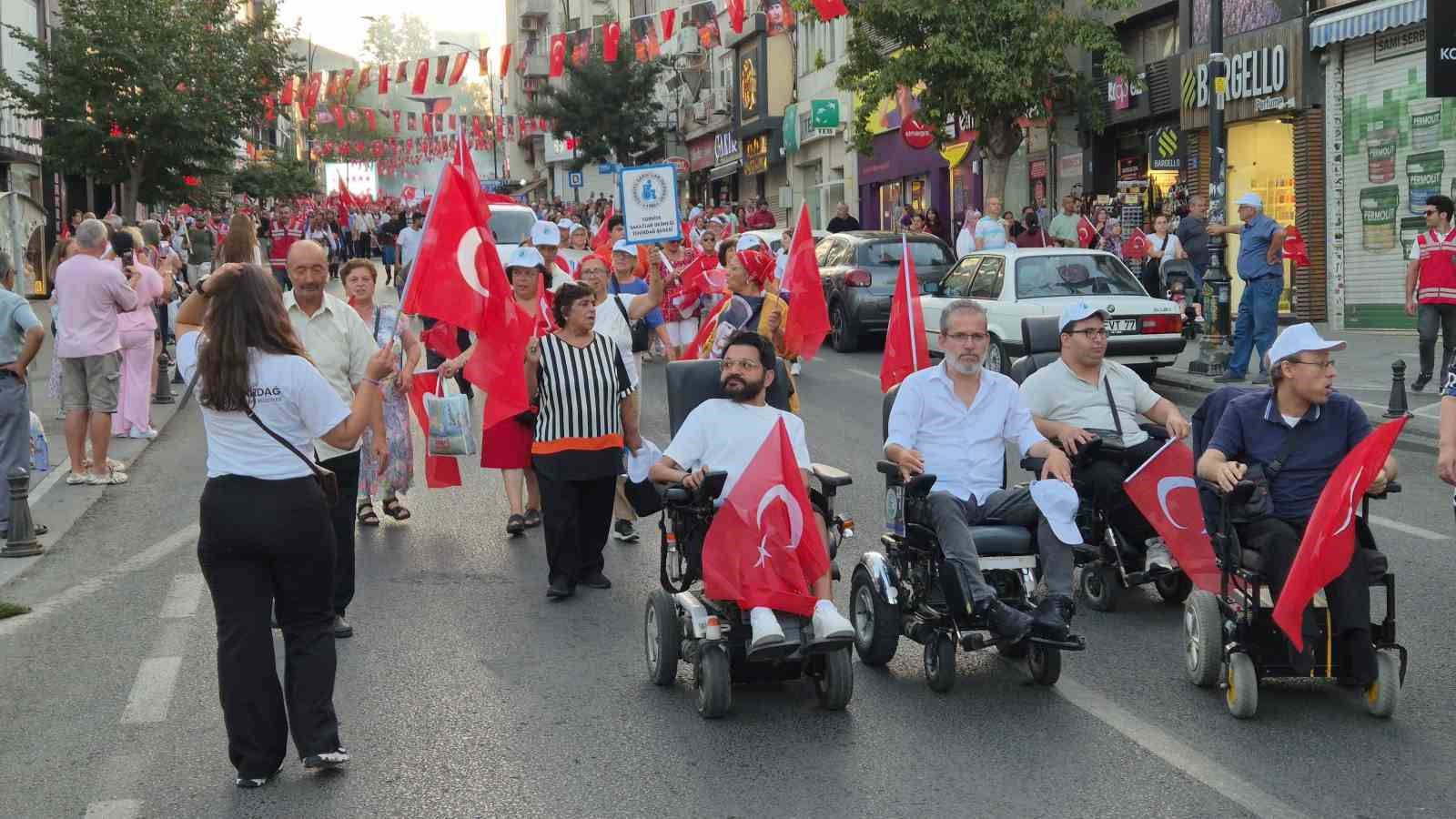 Tekirdağ’da 30 Ağustos coşkusu kortejle zirve yaptı