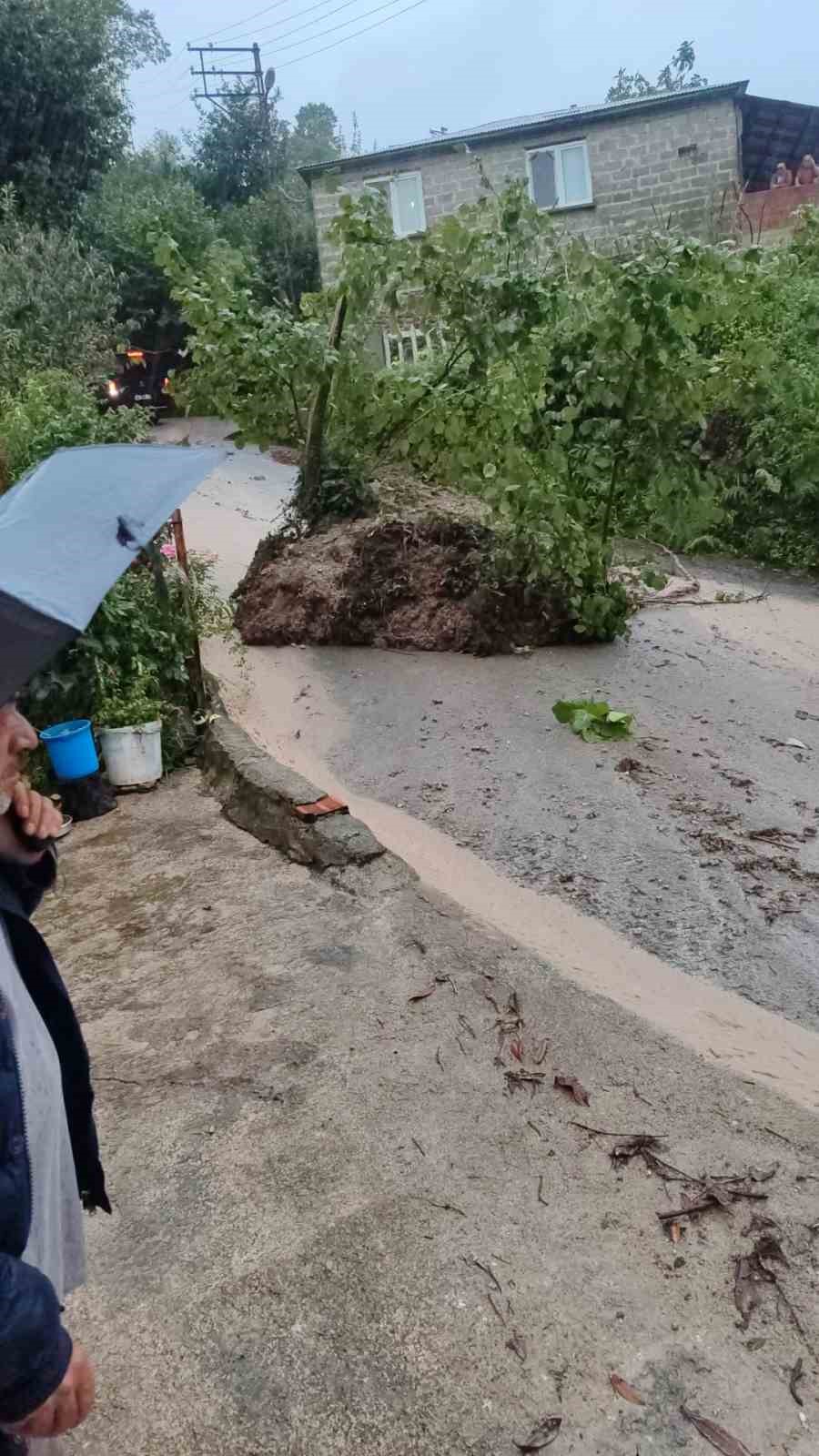 Giresun’da sağanak yağış etkili oldu