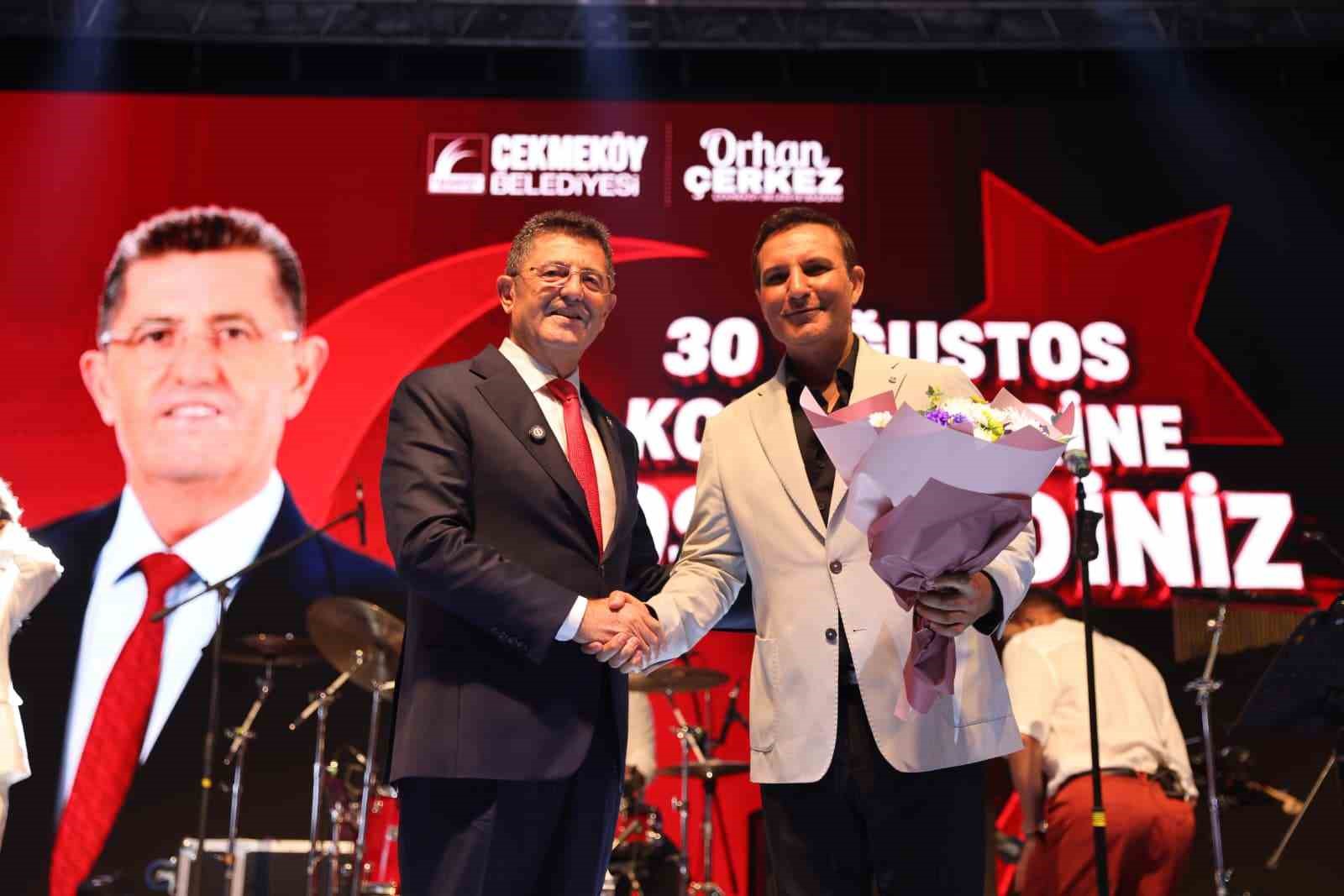 Çekmeköy’de Zafer Bayramı’nın 104. yılı coşkuyla kutlandı
