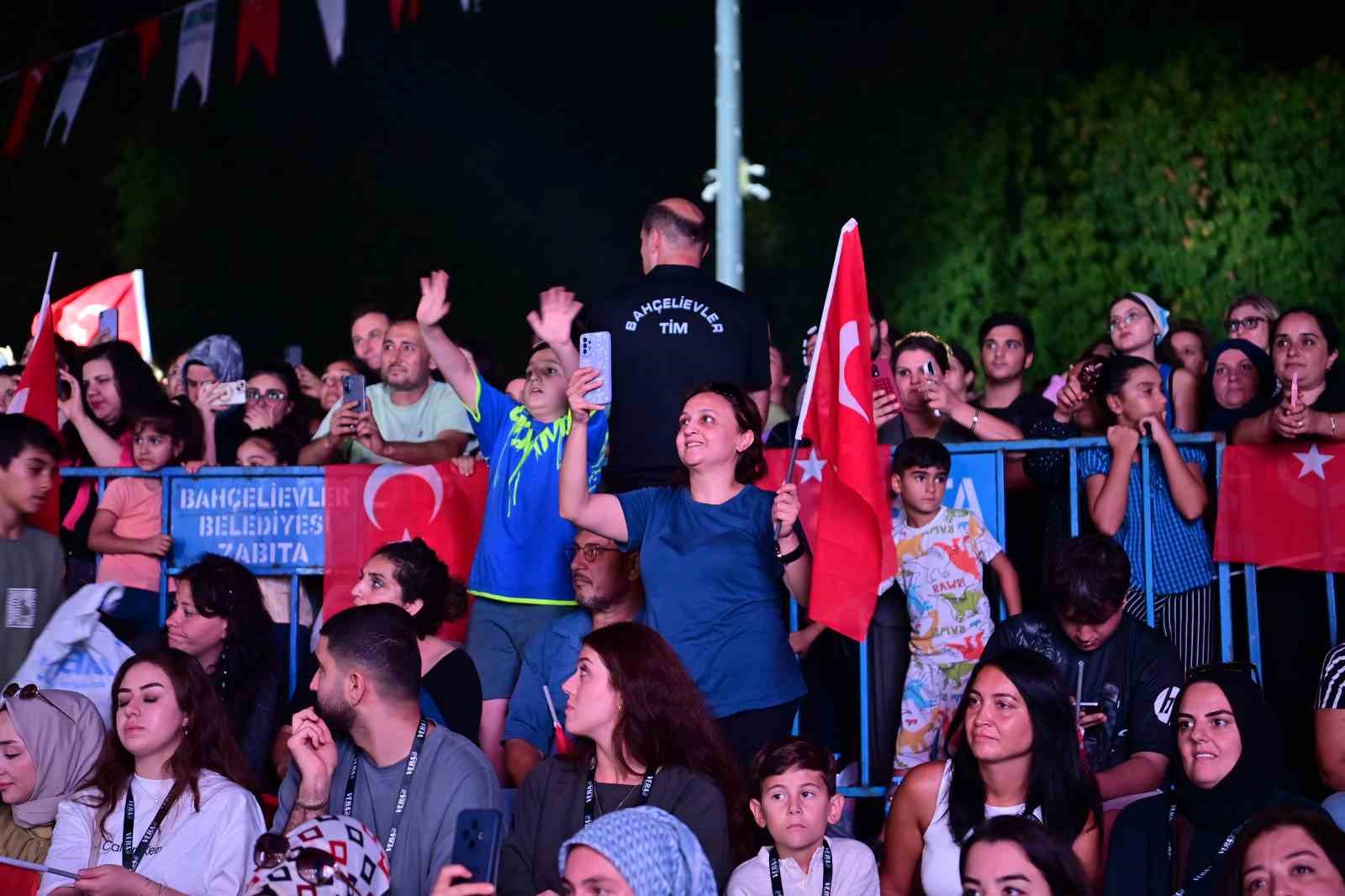 Bahçelievler’de 30 Ağustos Zafer Bayramı coşkuyla kutlandı