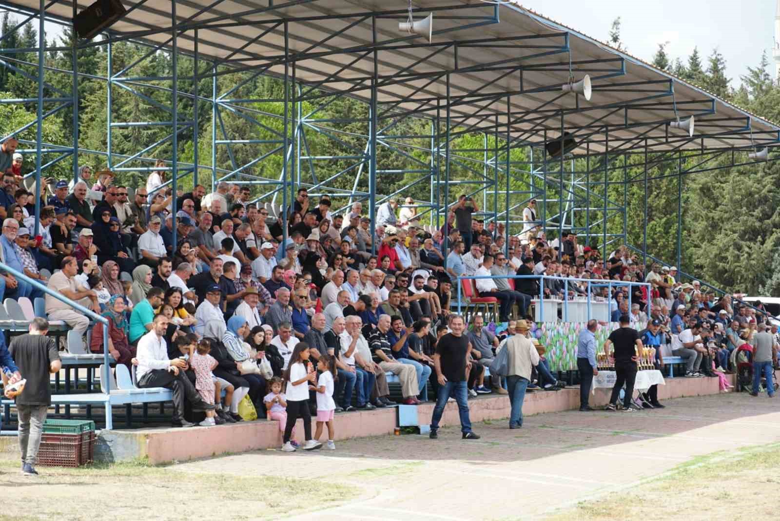 Rahvan at koşusunda altın kemer sahibini buldu