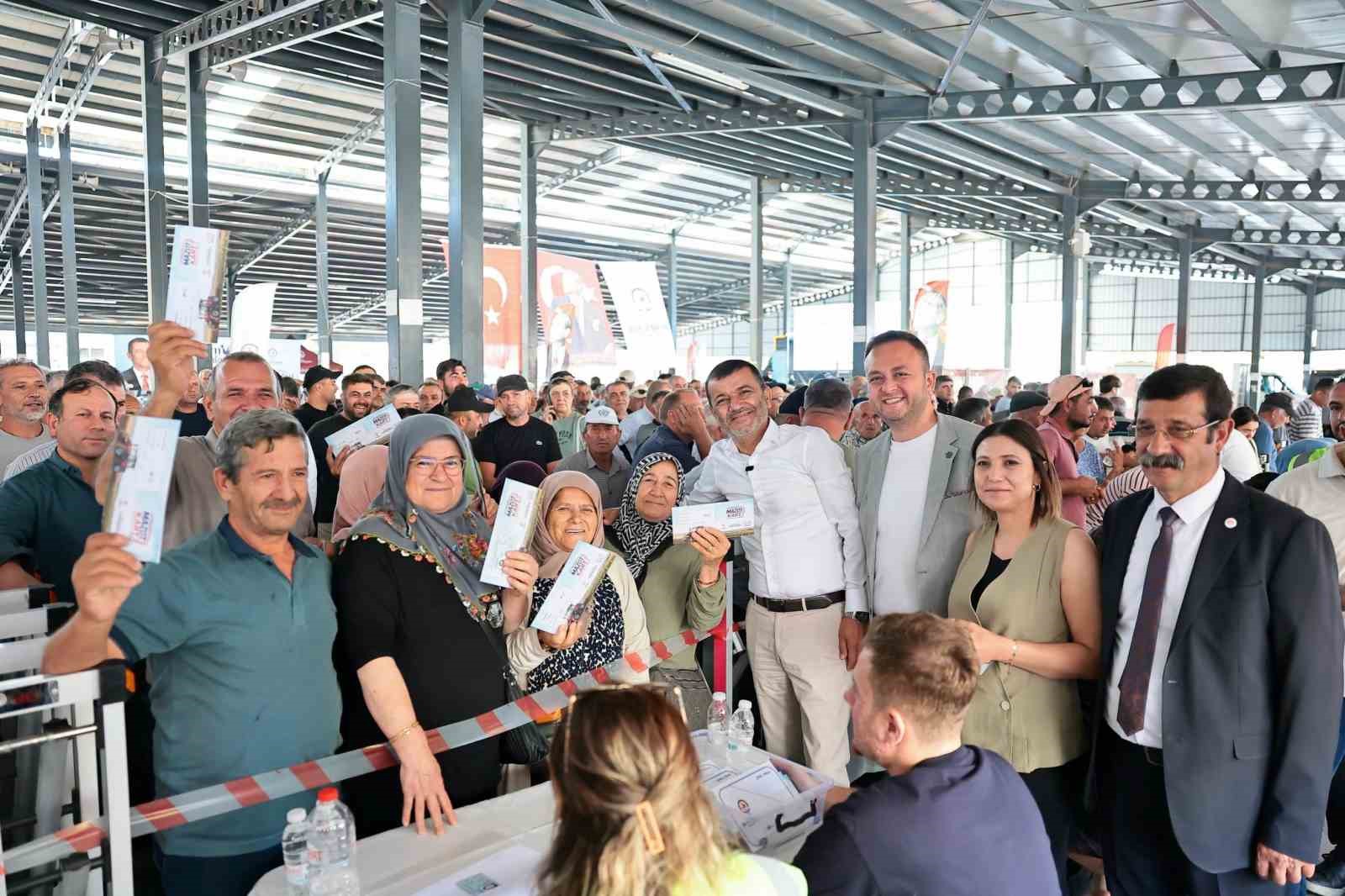 Çivrilli üreticiye 94 bin litre mazot desteği sağlandı