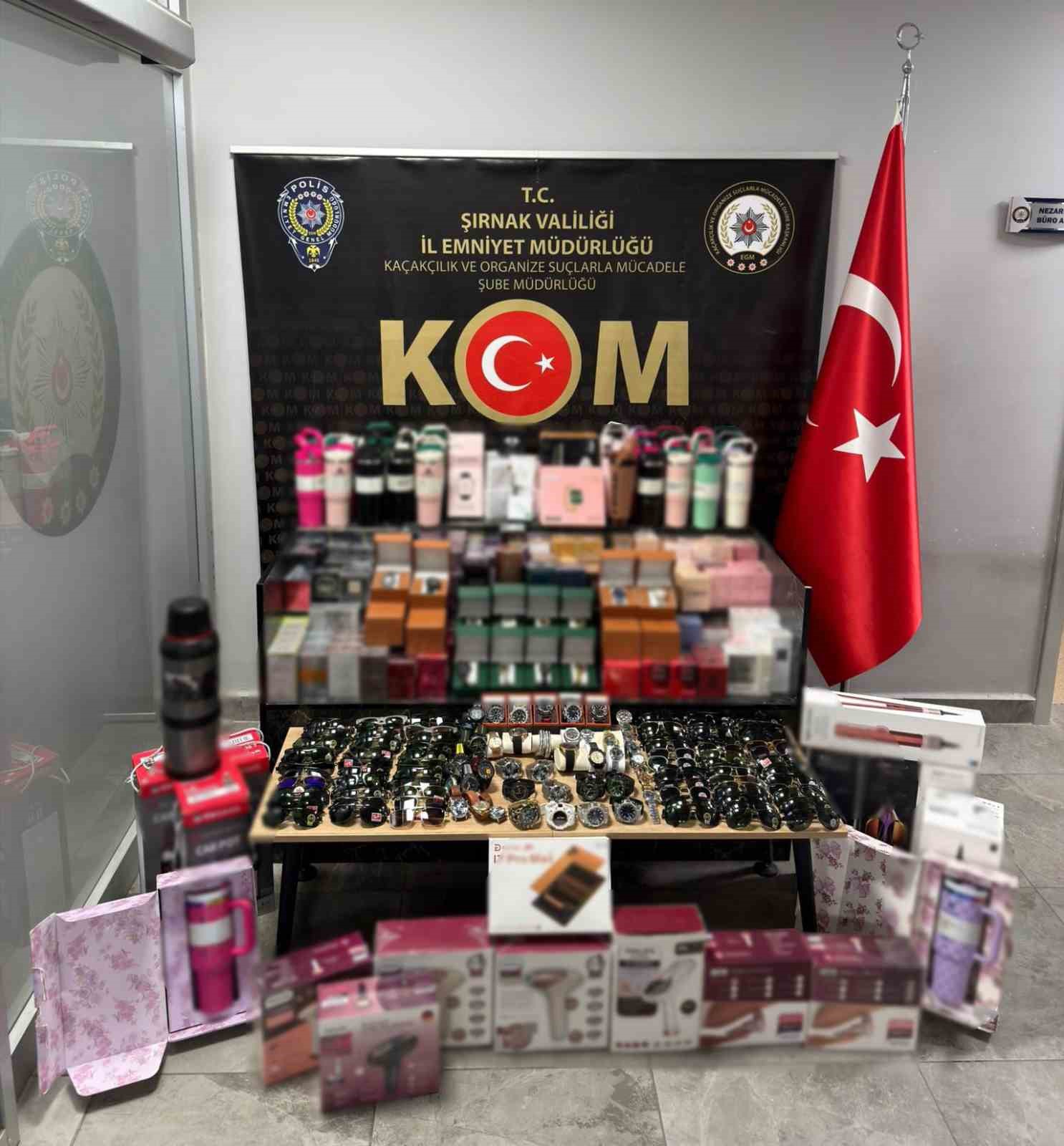 Şırnak’ta 8 buçuk milyon lira değerinde kaçak malzeme ele geçirildi