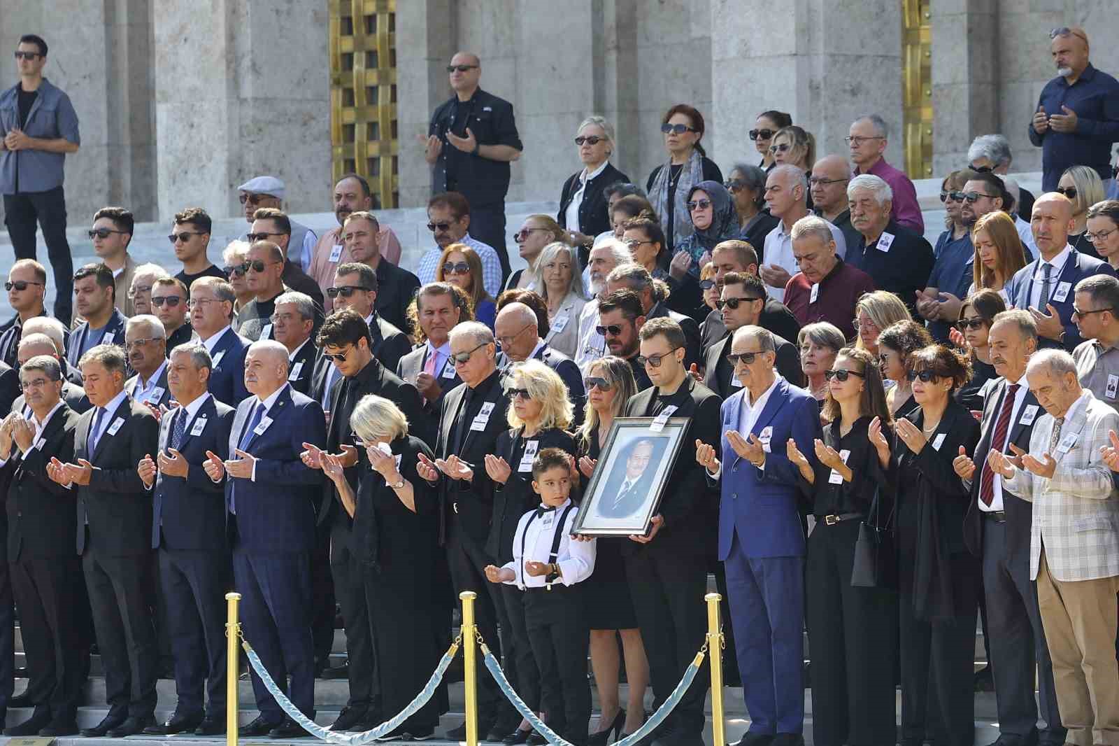Eski CHP Milletvekili Mehmet Cevdet Selvi için TBMM’de cenaze töreni düzenlendi