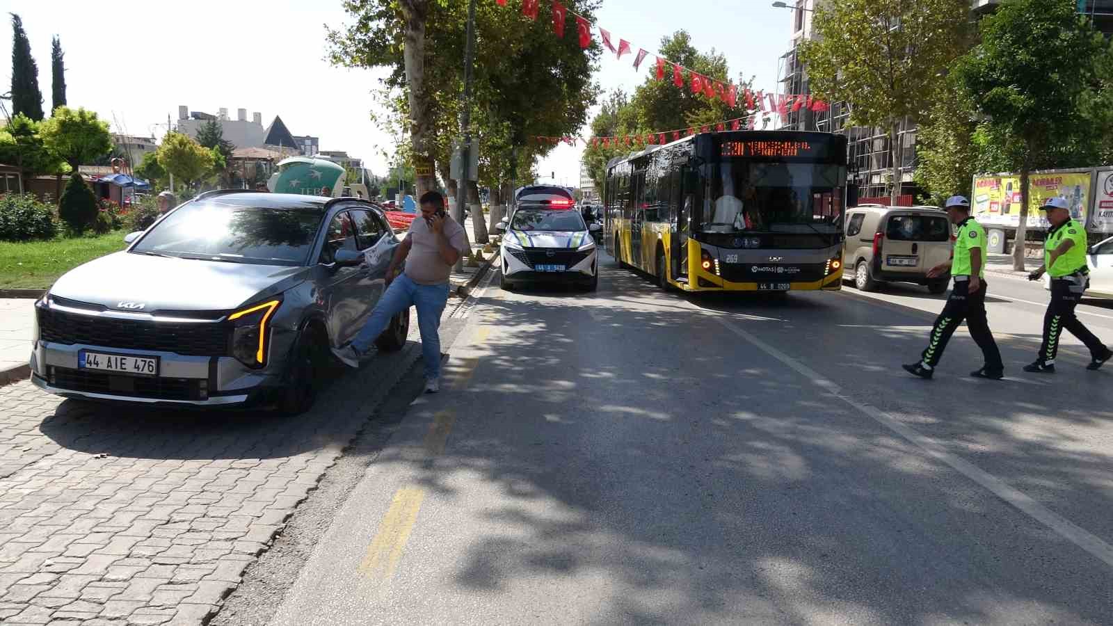 Malatya’da otomobil ile motosiklet çarpıştı: 1 yaralı