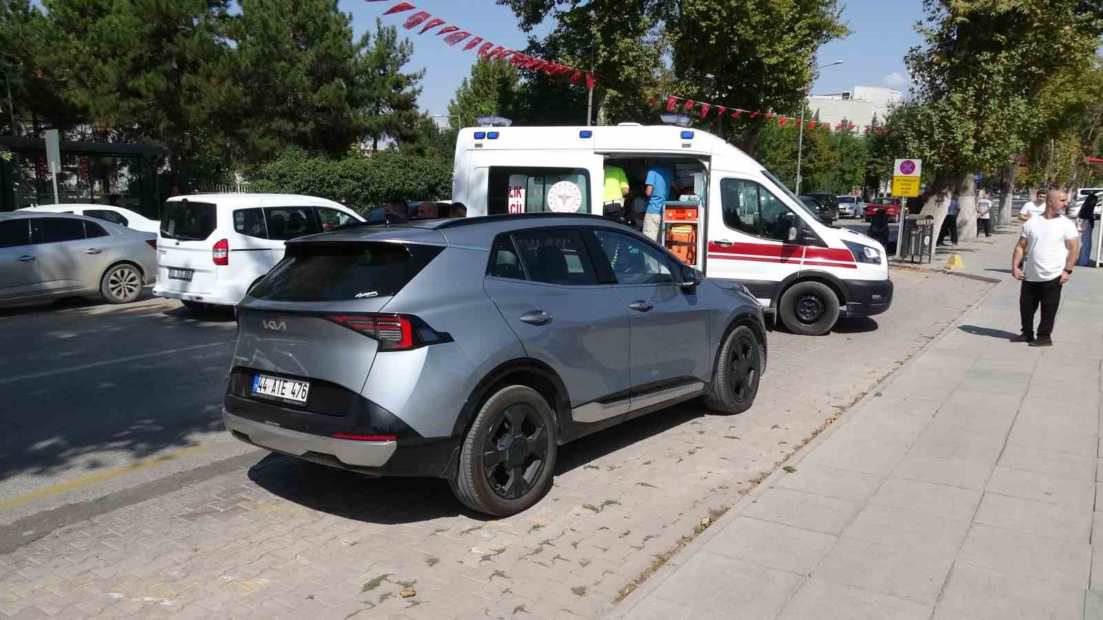 Malatya’da otomobil ile motosiklet çarpıştı: 1 yaralı