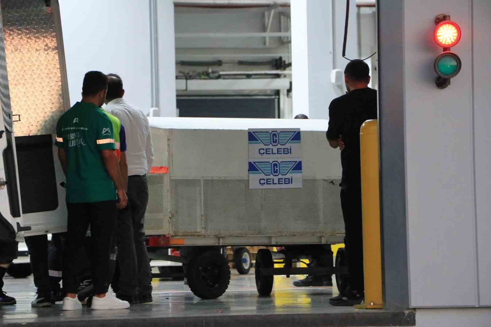 Girne’deki feribot faciasında ölen 2 kişinin cenazesi Mersin’e getirildi