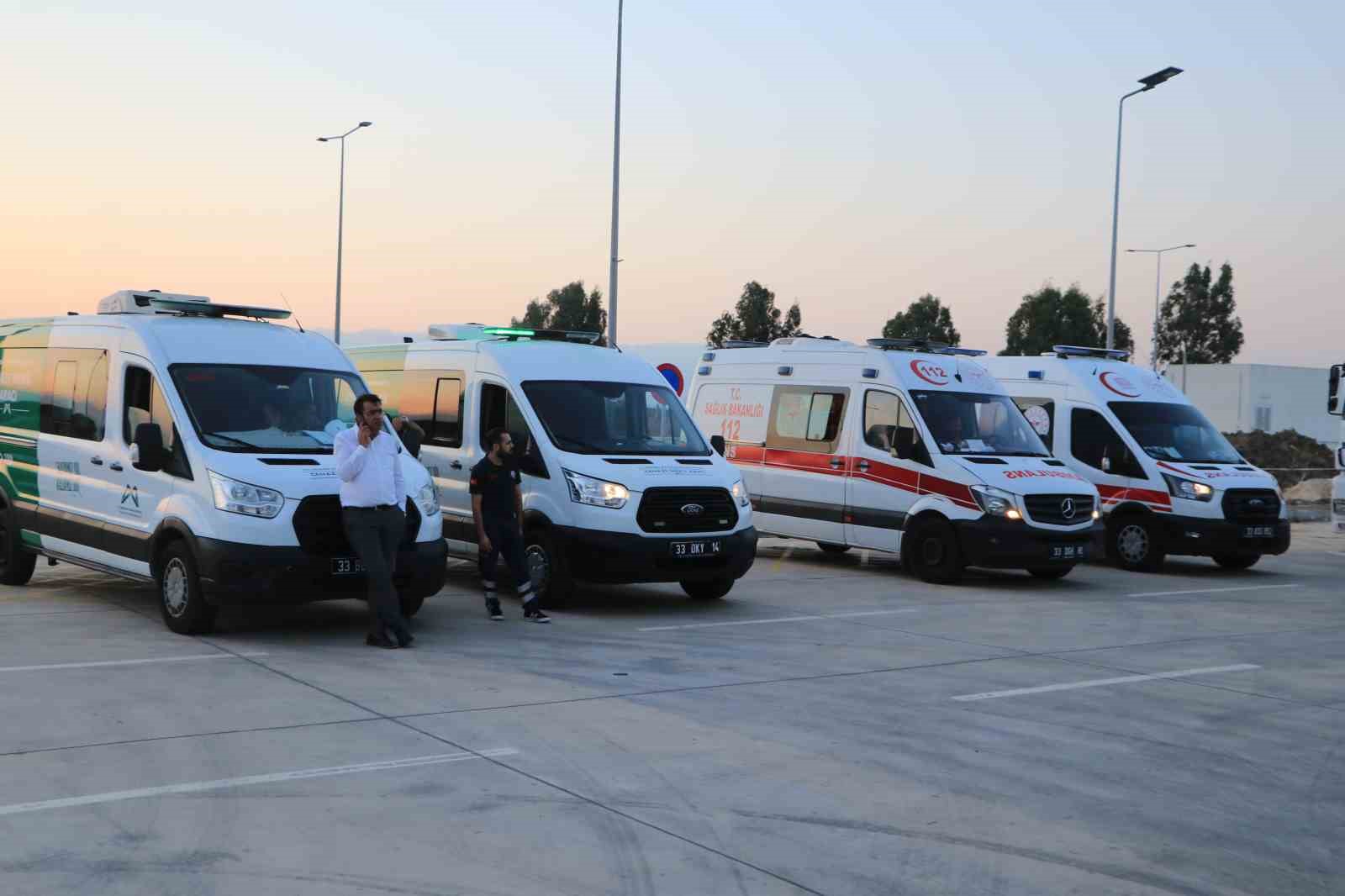 Girne’deki feribot faciasında ölen 2 kişinin cenazesi Mersin’e getirildi