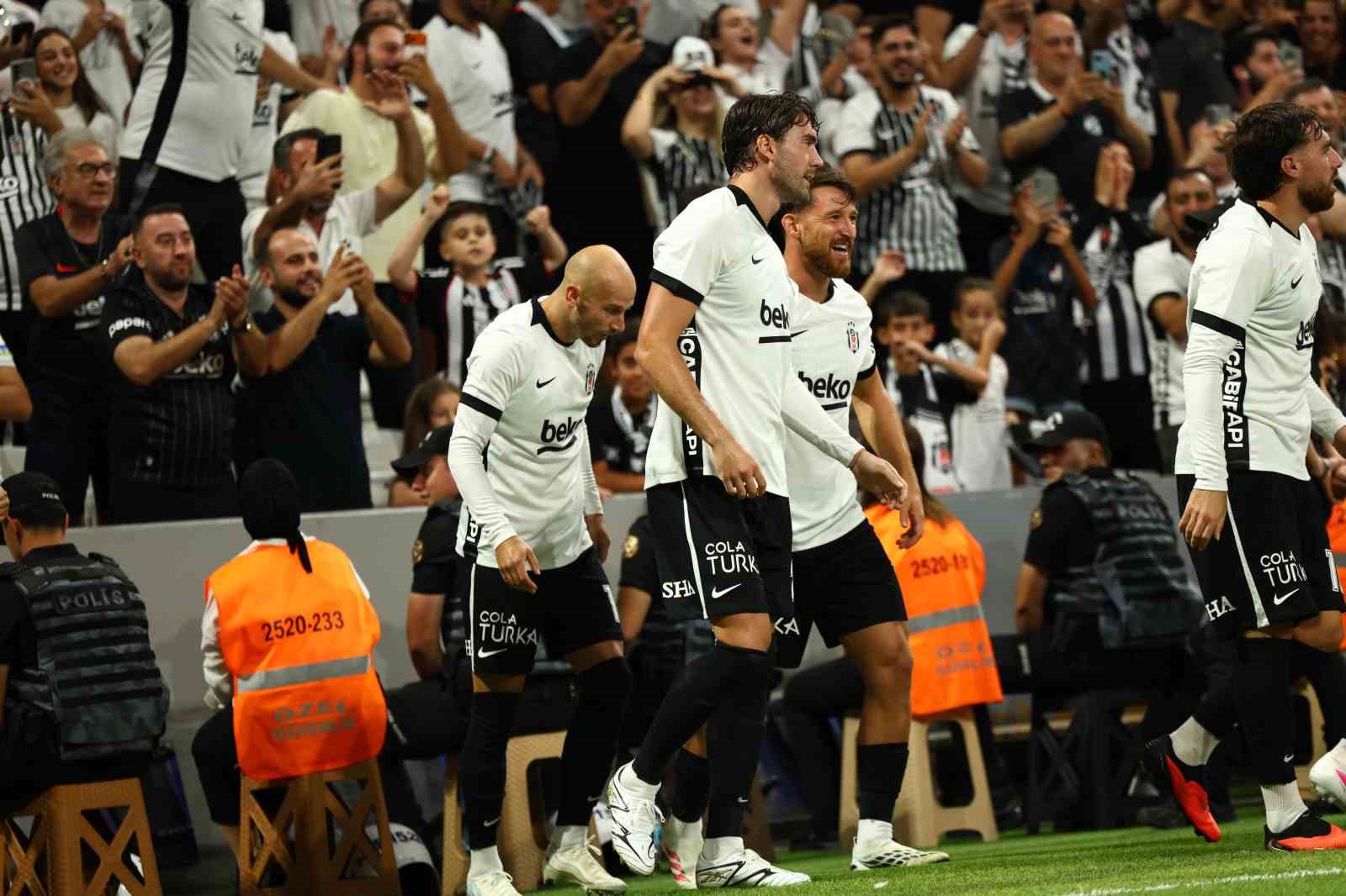Trendyol Süper Lig: Beşiktaş: 1 - Çorum FK: 0