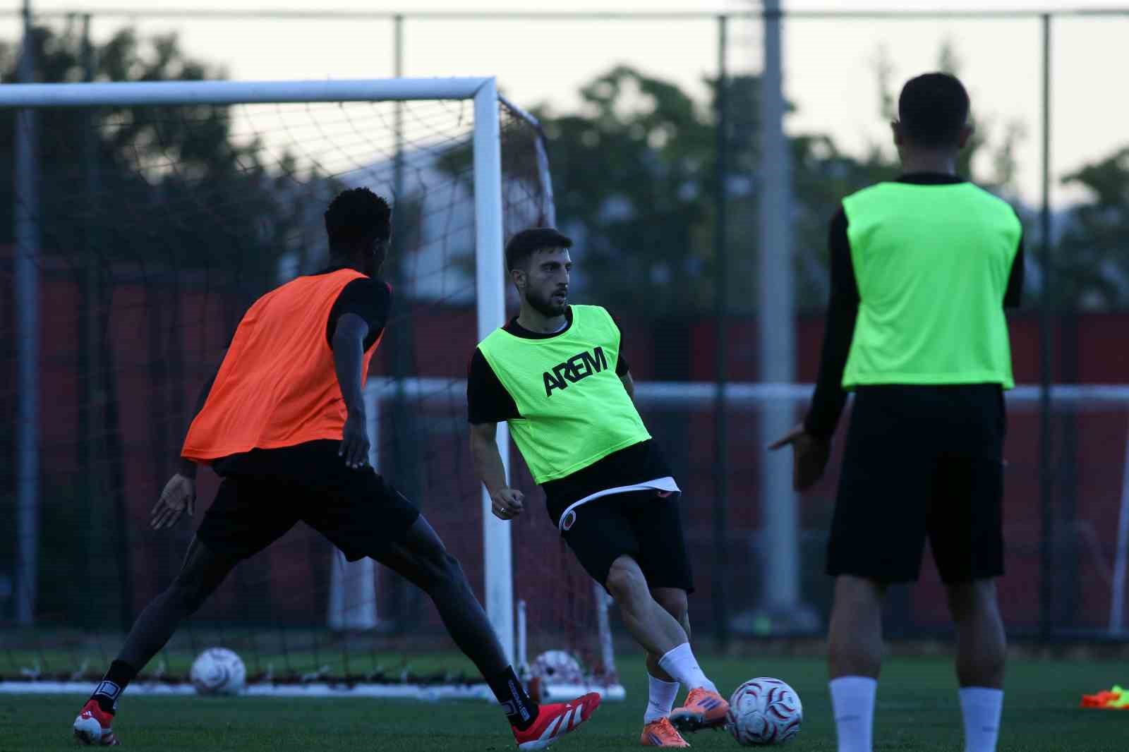 Gençlerbirliği, Trabzonspor maçı hazırlıklarına başladı