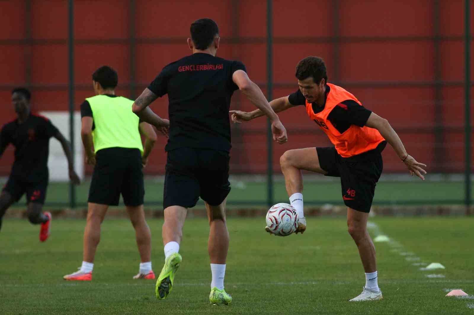 Gençlerbirliği, Trabzonspor maçı hazırlıklarına başladı