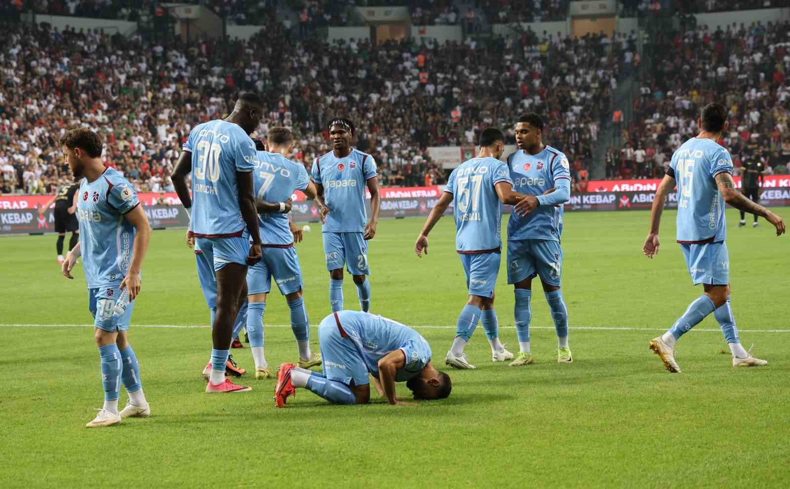 Trendyol Süper Lig: Amed SF: 0 - Trabzonspor: 1 (Maç devam ediyor)
