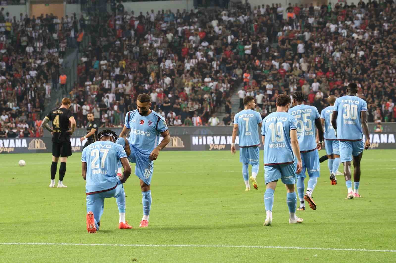 Trendyol Süper Lig: Amed SF: 0 - Trabzonspor: 1 (Maç devam ediyor)