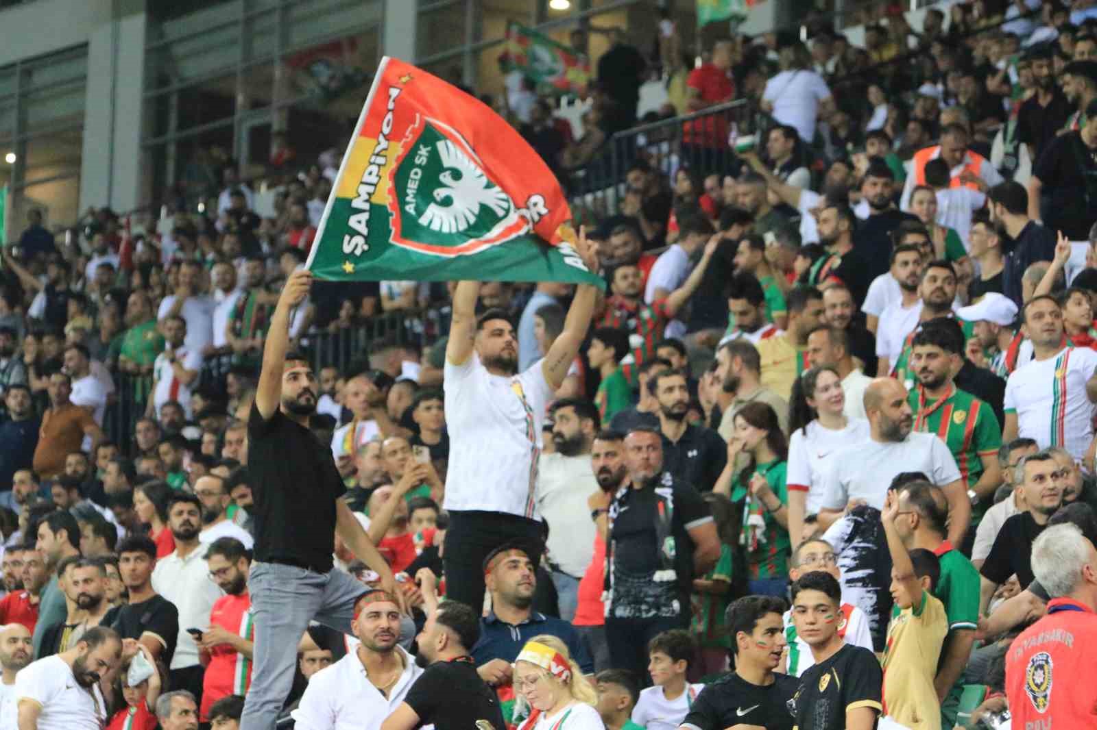 Trendyol Süper Lig: Amed SF: 0 - Trabzonspor: 1 (Maç devam ediyor)