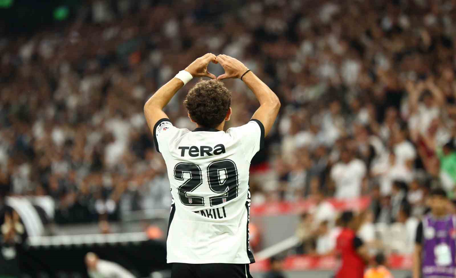 Trendyol Süper Lig: Beşiktaş: 6 - Çorum FK: 2 (Maç sonucu)