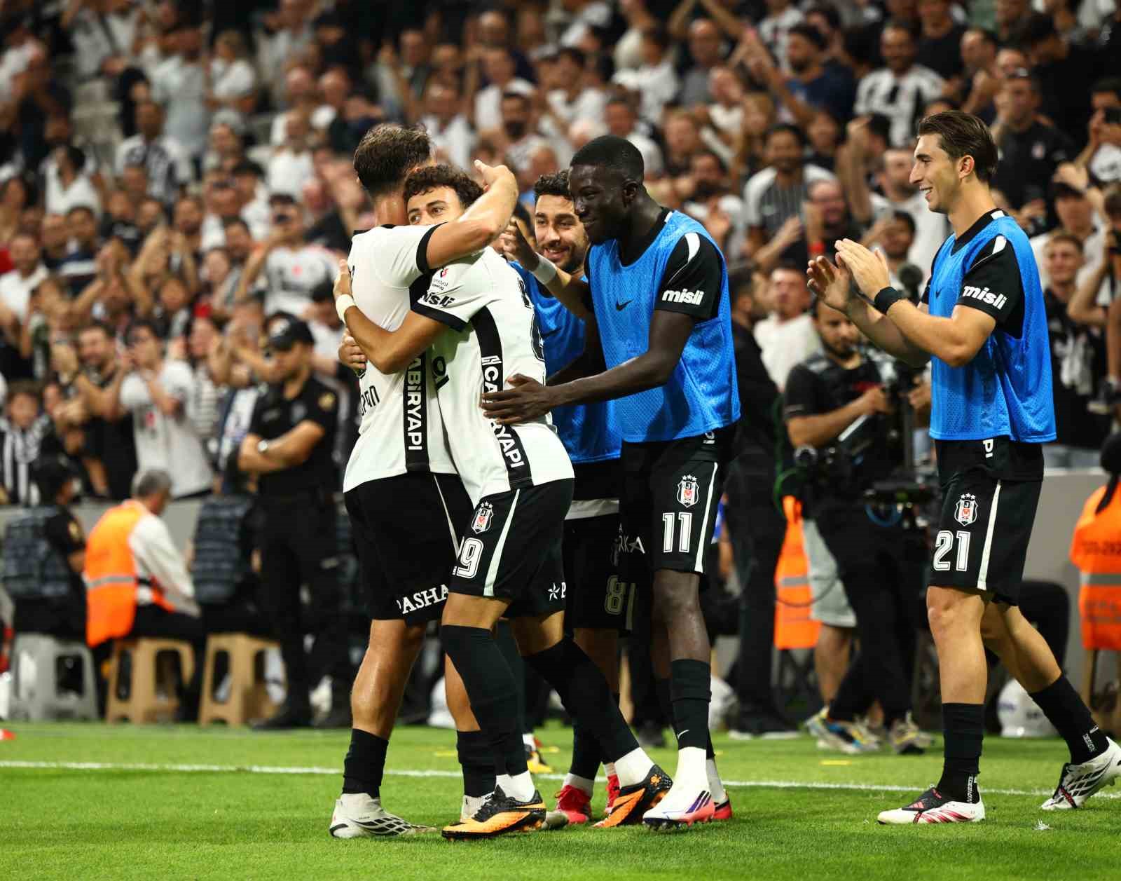 Trendyol Süper Lig: Beşiktaş: 6 - Çorum FK: 2 (Maç sonucu)