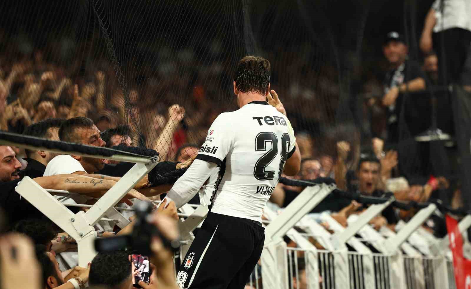 Trendyol Süper Lig: Beşiktaş: 6 - Çorum FK: 2 (Maç sonucu)