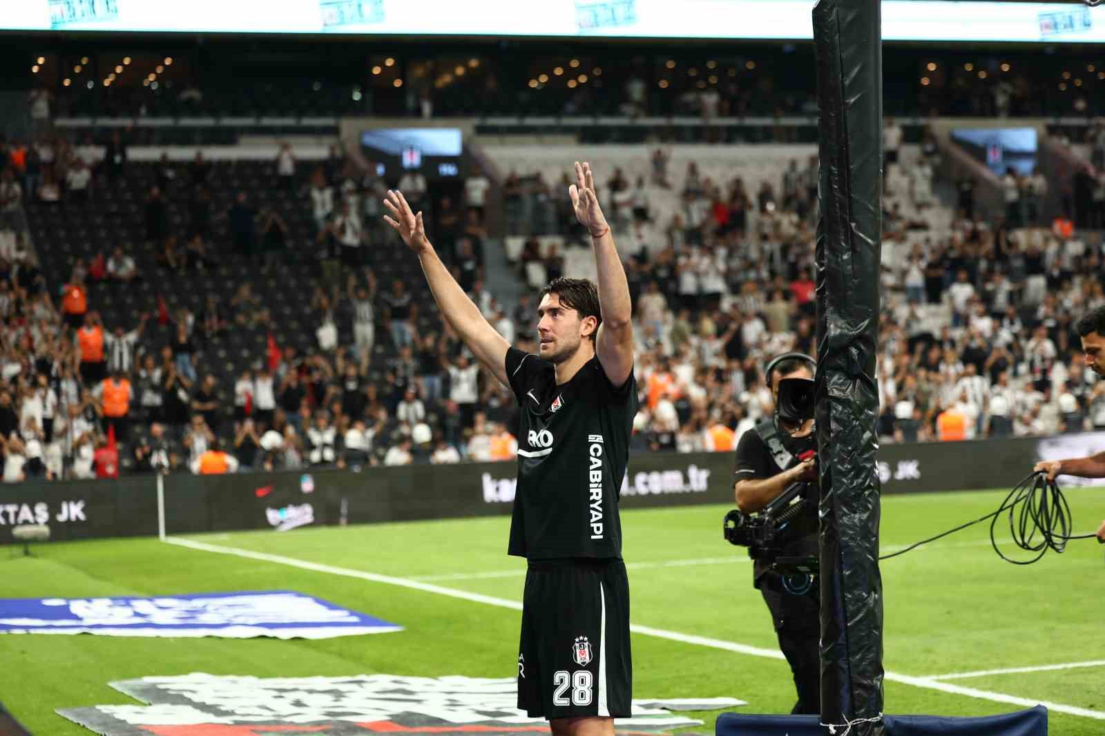 Trendyol Süper Lig: Beşiktaş: 6 - Çorum FK: 2 (Maç sonucu)