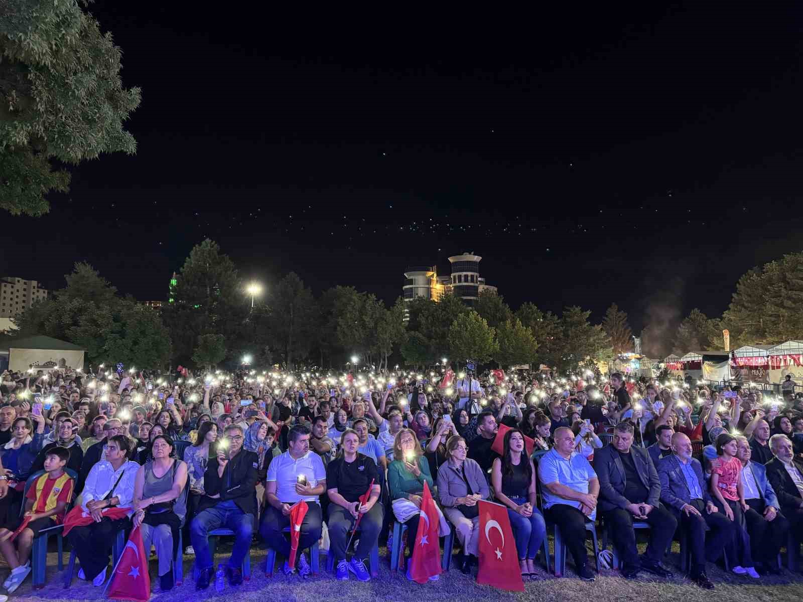 Fuar38’de Hatay Medeniyetler Korosu rüzgarı esti