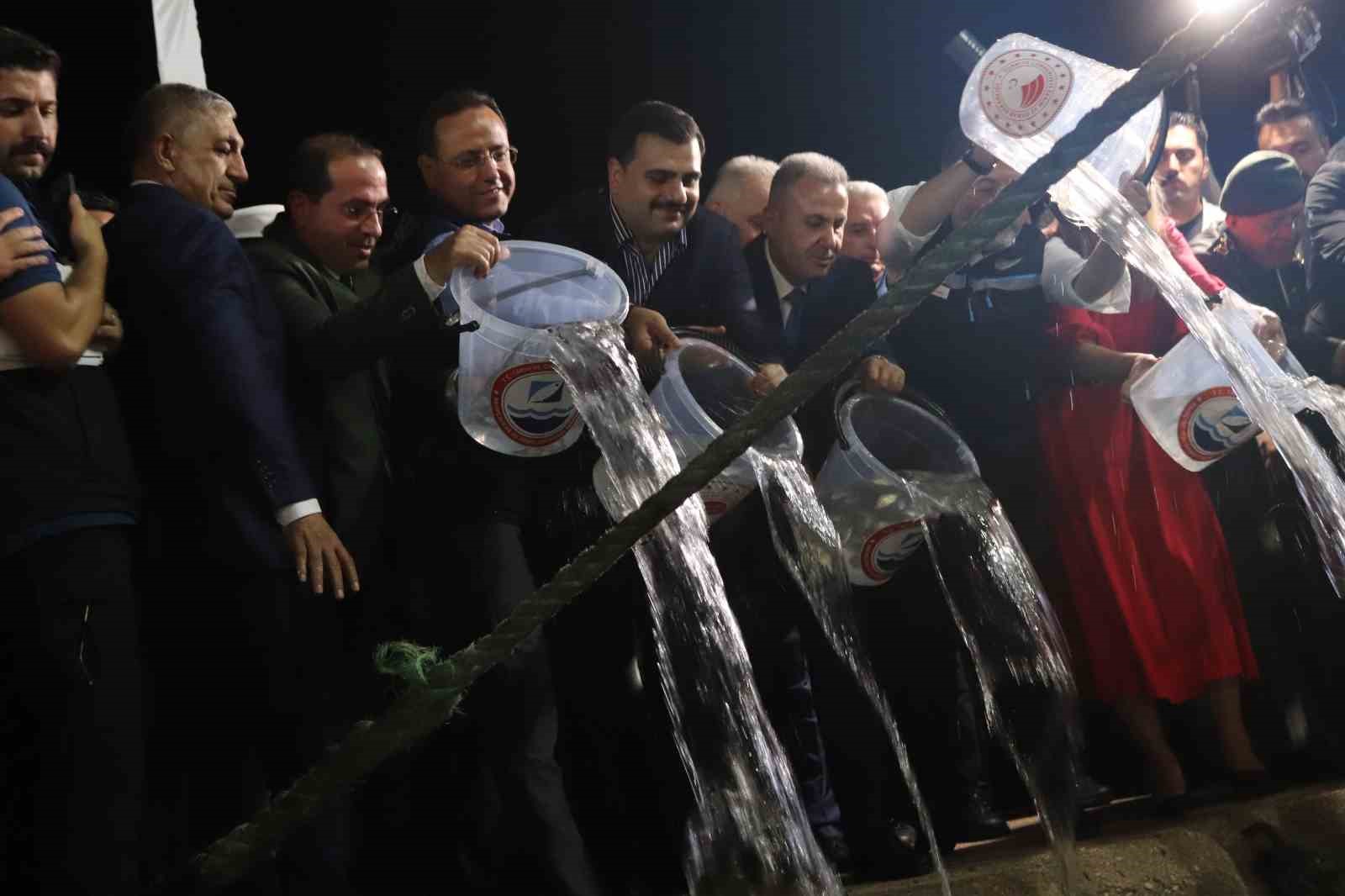 Bakan Yumaklı’dan balıkçılara 40 milyon liralık kredi müjdesi