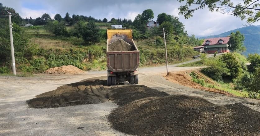 Kardüz yolunda asfalt çalışması için hazırlıklar sürüyor