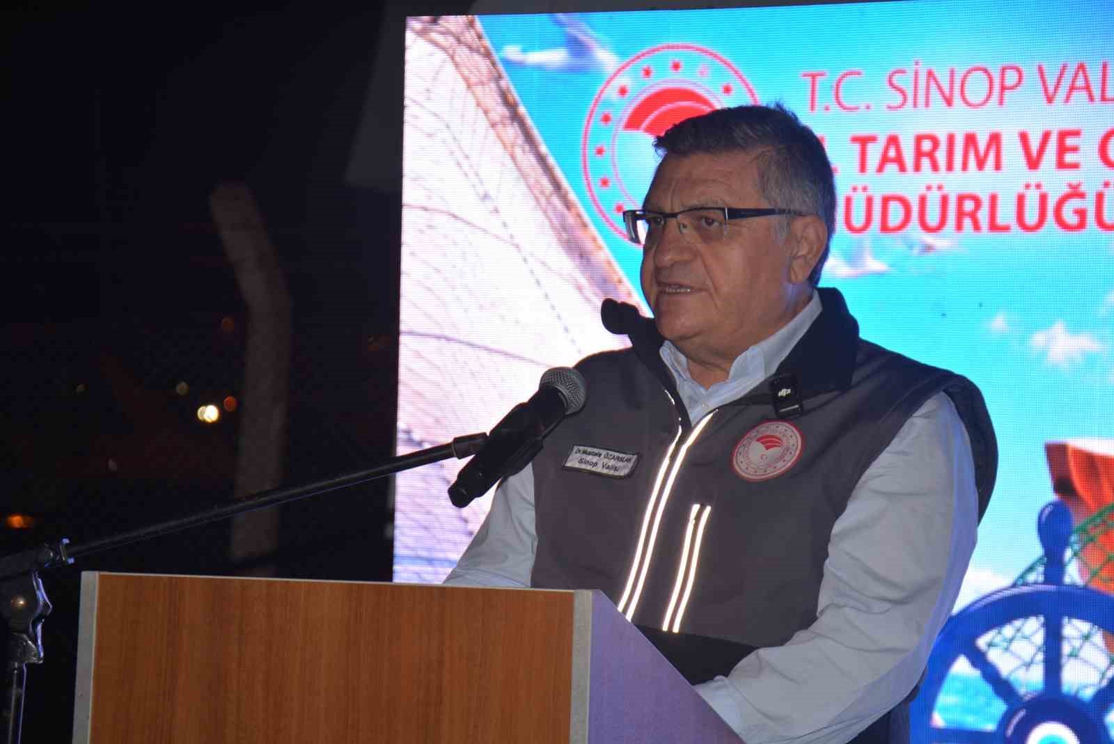 Sinop’ta balıkçılar törenle "Vira Bismillah" dedi