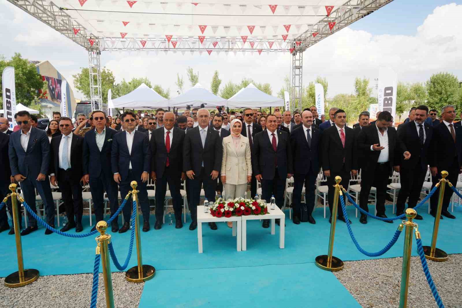 Aile ve Sosyal Hizmetler Bakanı Göktaş: "Çocuklarımızın ev ortamında büyüdüğü bir modeli hayata geçirdik"